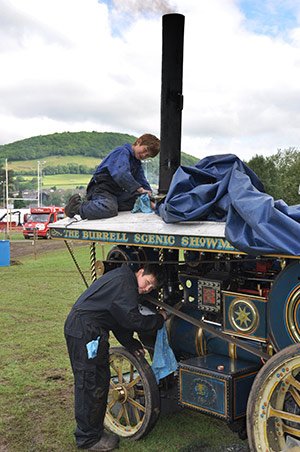 8-youngsters-polish-steamer