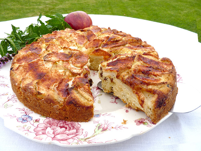 apple-dessert-cake