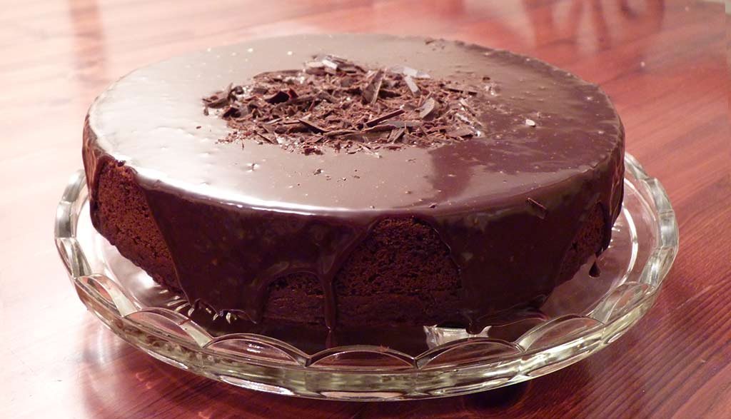 Beetroot-&-Chocolate-Cake